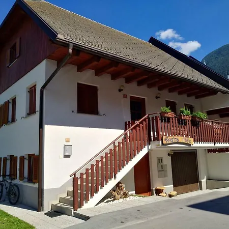 Apartma Miko *